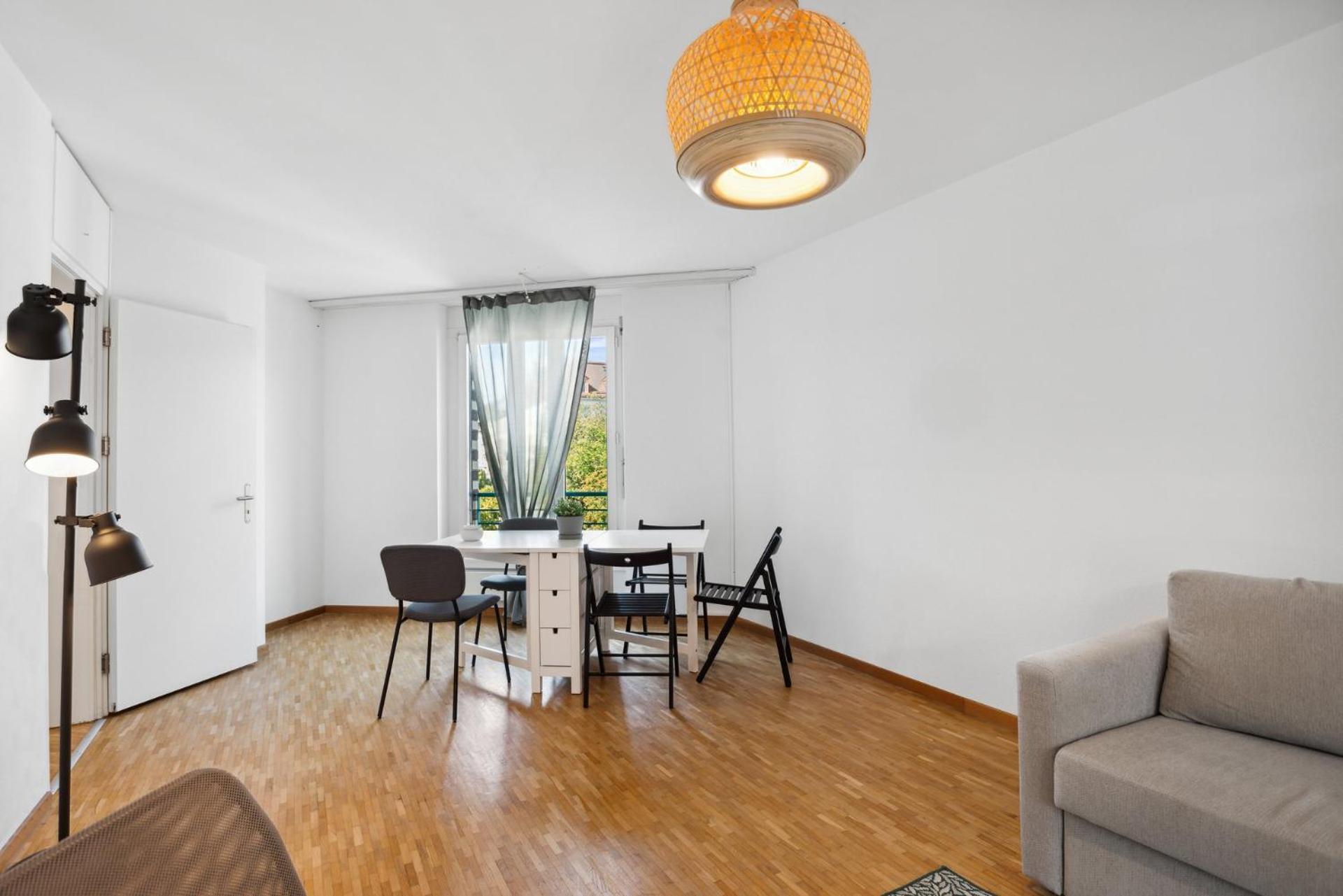Spacious Central Apartments Hoting Цюрих Екстериор снимка