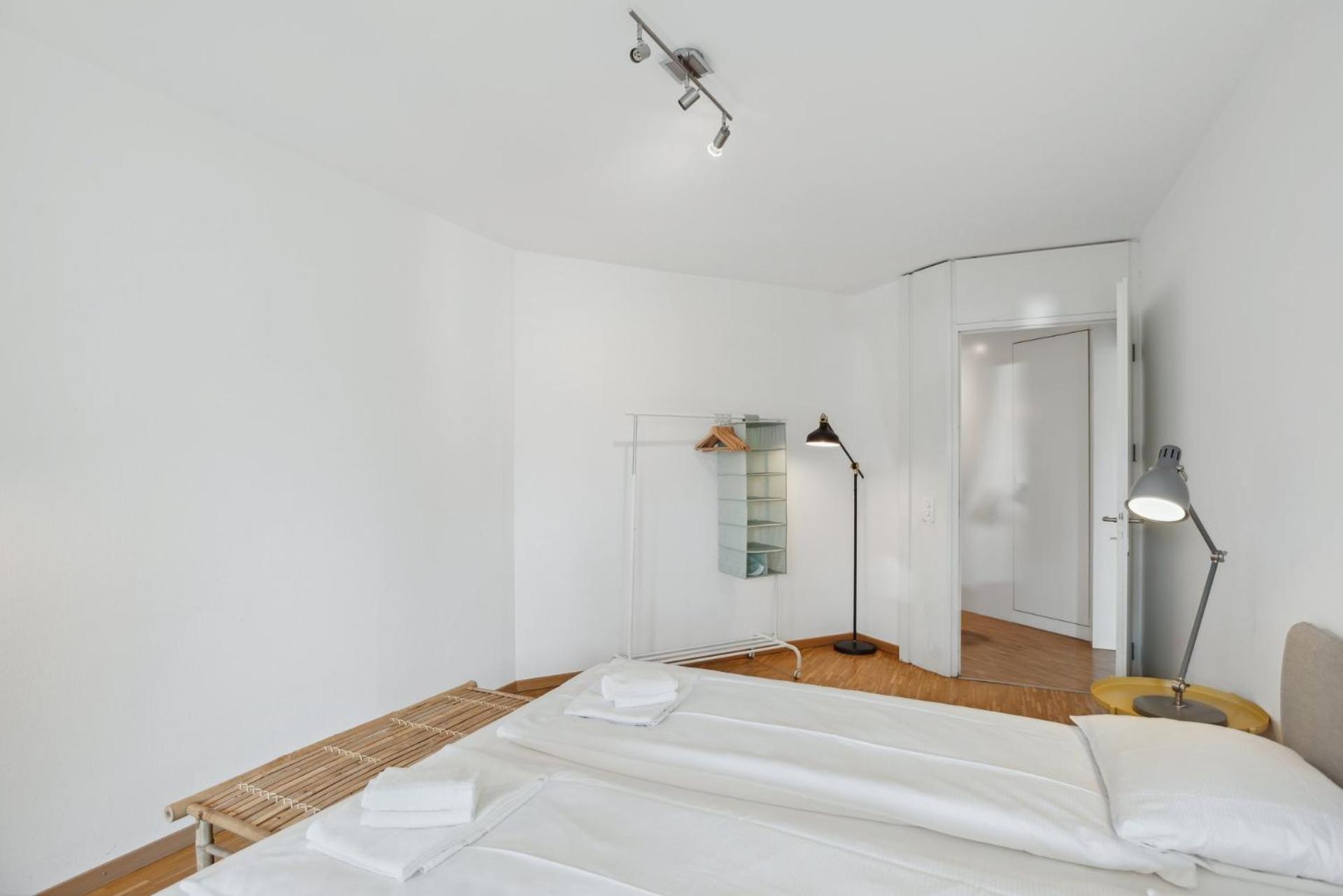 Spacious Central Apartments Hoting Цюрих Екстериор снимка