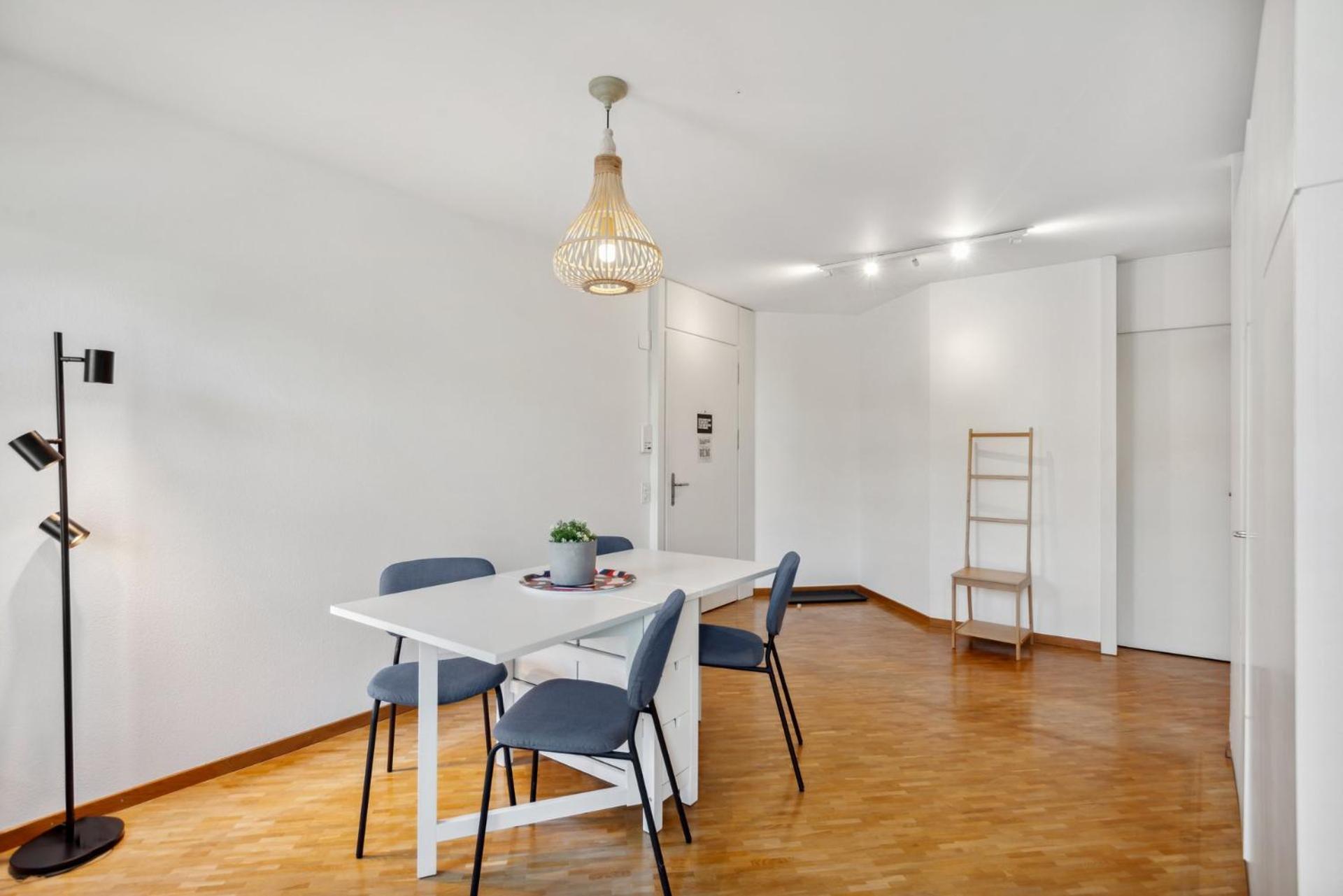 Spacious Central Apartments Hoting Цюрих Екстериор снимка